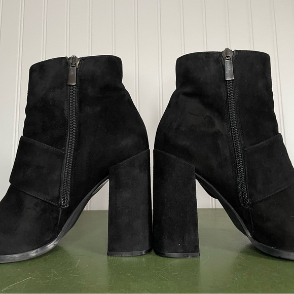 The Shoe Box NYC Big Buckle Chunky Heel Boots in Black Suede *Italy* - Picture 9 of 13